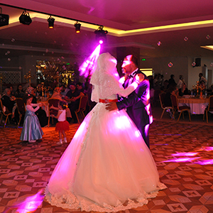 DÜĞÜN