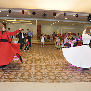 DÜĞÜN